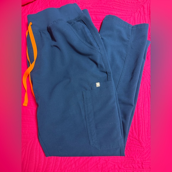 Figs Pants - FIGS- DEEP REEF YOLA SKINNY SCRUB PANTS